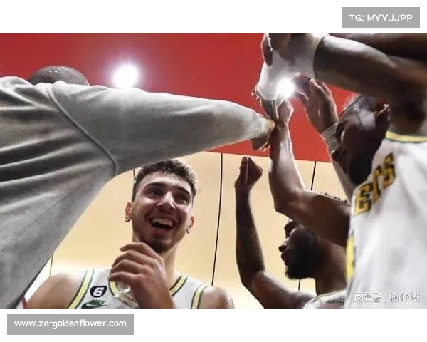 申京伤愈复出即砍两双,火箭内线强度获保障 申京伤愈复出即砍两双,火箭内线强度获保障